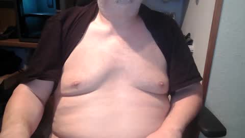 hairyarmpit_lover_1970 online show from 10-22-25, 06:24