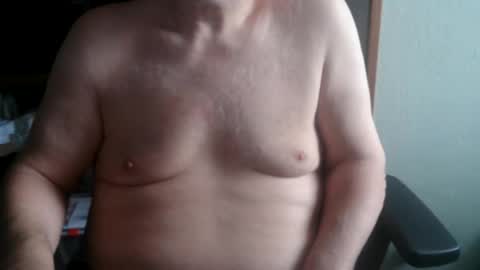 hairyarmpit_lover_1970 online show from 04-01-26, 06:14