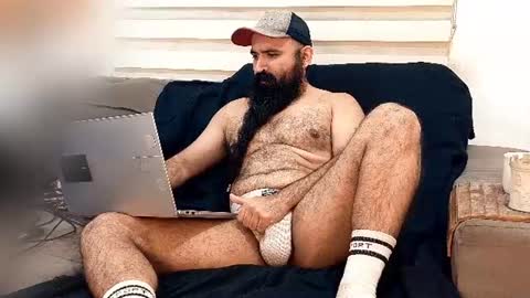 Hairy Beard Smoker online show from 07-04-26, 09:04