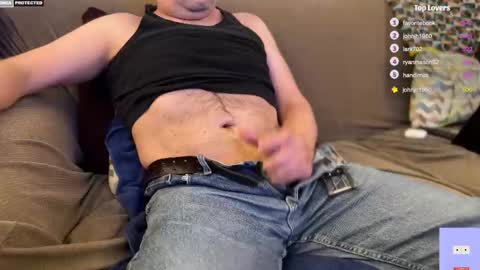 Snapshot of hairybelly818 chatting on 11-06-25, 07:42 Hairy Belly online show from 11-06-25, 07:42