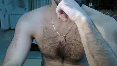 Snapshot of hairydaduncut chatting on 03-19-26, 01:37 hairydaduncut online show from 03-19-26, 01:37