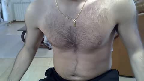 Snapshot of hairydaduncut chatting on 03-28-26, 01:33 hairydaduncut online show from 03-28-26, 01:33