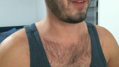 Snapshot of hairyeurostud chatting on 01-11-26, 12:59 Andy online show from 01-11-26, 12:59