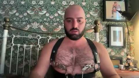 Hairy Guy online show from 02-25-26, 01:10