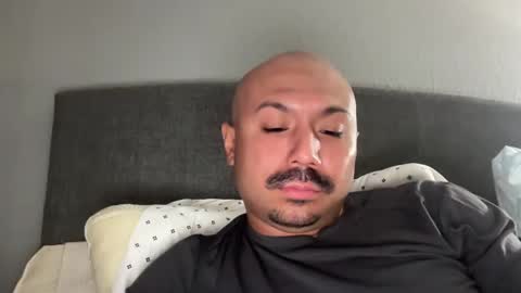 Snapshot of hairyman30000 chatting on 10-04-25, 08:18 hairyman30000 online show from 10-04-25, 08:18