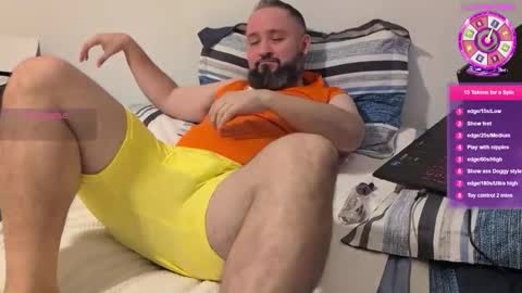 Snapshot of hairyman86 chatting on 03-03-26, 04:18 hairyman86 online show from 03-03-26, 04:18