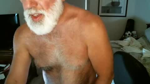 Hairy pecs online show from 06-21-26, 06:54