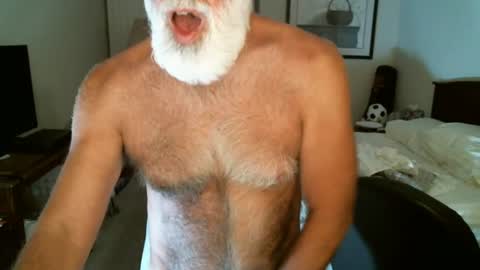 Hairy pecs online show from 07-19-26, 12:20