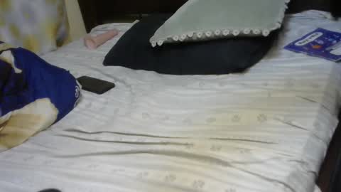 hairypussybigassy001 online show from 09-11-25, 06:41