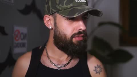 HairyRobXxX online show from 11-06-25, 05:47