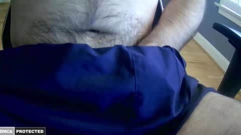 Snapshot of hairyuncut1705 chatting on 11-02-25, 05:04 hairyuncut1705 online show from 11-02-25, 05:04