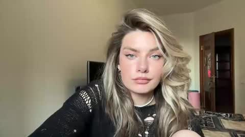 haley_rune online show from 02-04-25, 08:13