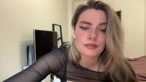 haley_rune online show from 02-09-25, 10:20