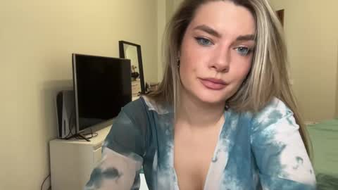 haley_rune online show from 02-13-25, 11:06