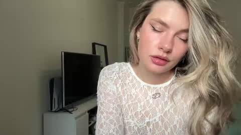 haley_rune online show from 02-15-25, 11:17