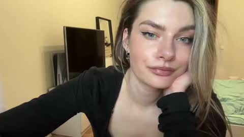 haley_rune online show from 02-16-25, 02:32