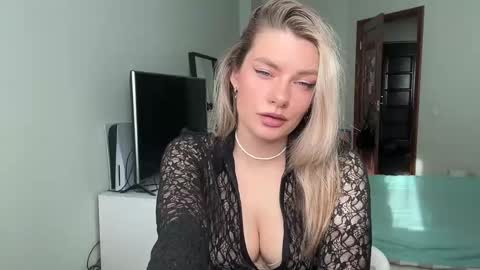 haley_rune online show from 02-20-25, 10:05