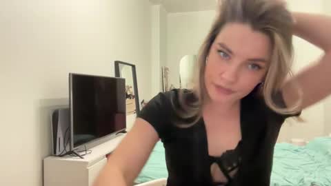 haley_rune online show from 02-21-25, 05:20