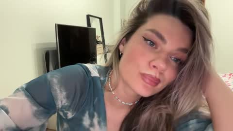 haley_rune online show from 02-27-25, 05:47