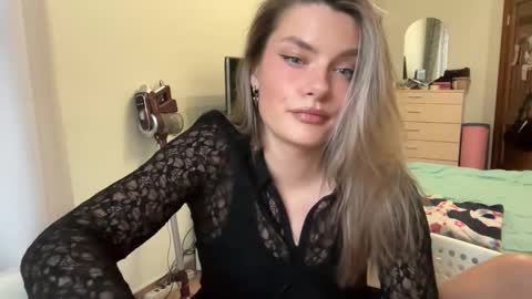haley_rune online show from 03-01-25, 02:34