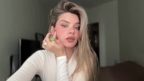 haley_rune online show from 09-21-25, 07:54