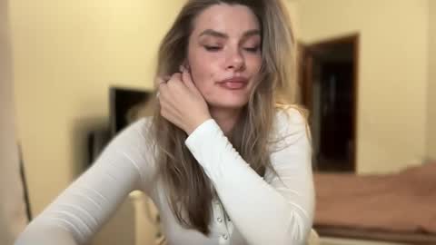 haley_rune online show from 09-24-25, 03:15