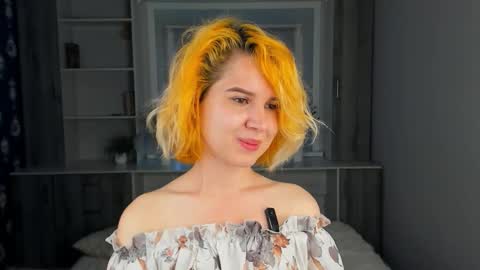 Snapshot of haleynygard chatting on 09-11-25, 02:11 Nika online show from 09-11-25, 02:11