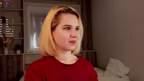 Snapshot of haleynygard chatting on 09-18-25, 03:52 Nika online show from 09-18-25, 03:52