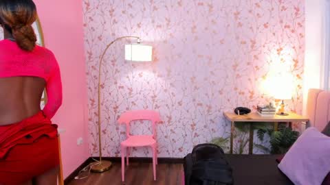 Halley Lorens online show from 05-11-26, 07:11