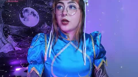 Snapshot of hallucigenia_sparza chatting on 10-22-25, 09:03 Hallu online show from 10-22-25, 09:03