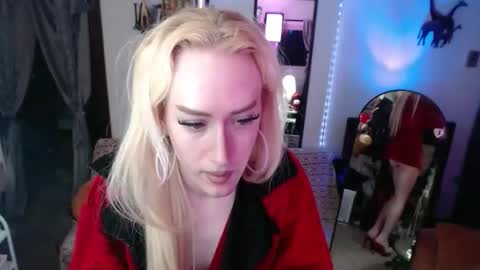 Snapshot of halovalentine chatting on 02-19-26, 08:43 halovalentine online show from 02-19-26, 08:43