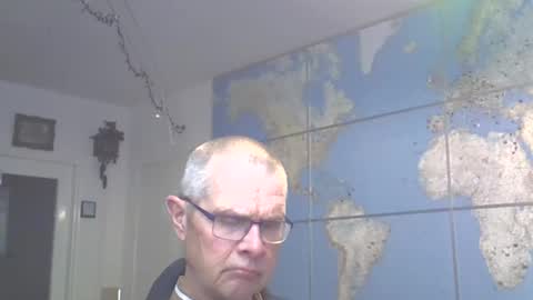 Prefer men 80 online show from 03-02-25, 10:16