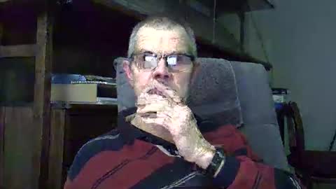 Prefer men 80 online show from 01-06-26, 10:56