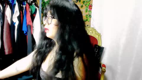 Snapshot of han_deus chatting on 01-03-25, 06:22 HANMy Dears make sure to follow me here create a FREE account if you dont have one and chat thank you. online show from 01-03-25, 06:22