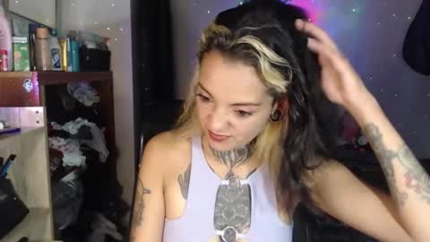 Hanya online show from 04-24-26, 11:51