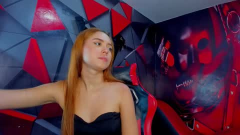 Hana and Zeta online show from 12-18-25, 12:22