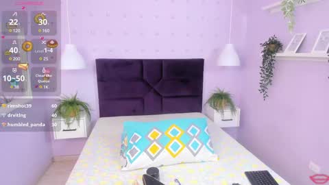 Snapshot of hanaahquinn chatting on 02-20-25, 11:31 hanaahquinn online show from 02-20-25, 11:31