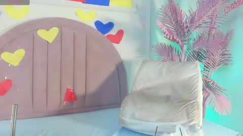 hanaahquinn online show from 06-17-26, 01:01