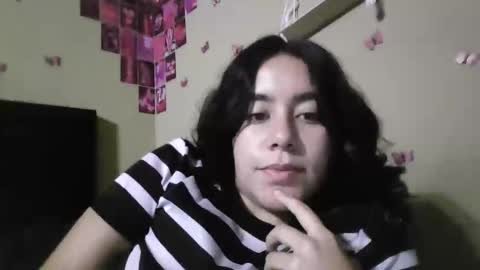 Hanah Montana Independent model online show from 05-19-26, 12:16