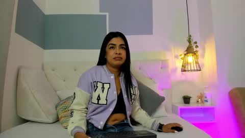 hanah_gray online show from 03-06-25, 11:14