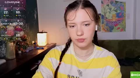 Snapshot of hanahwoods chatting on 04-29-26, 02:37 hanahwoods online show from 04-29-26, 02:37