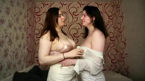  Blair and Ethel  online show from 05-10-26, 07:35