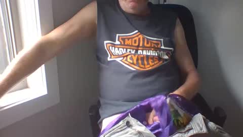 Snapshot of hand_ball_32 chatting on 03-16-26, 12:17 hand_ball_32 online show from 03-16-26, 12:17