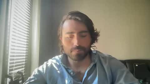 Handcyclist25 online show from 11-25-25, 05:57