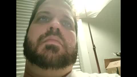 handsomedaddy198923 online show from 10-27-25, 03:10