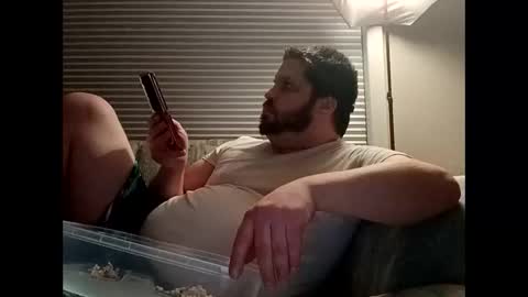 handsomedaddy198923 online show from 10-31-25, 07:31