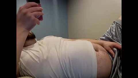 handsomedaddy198923 online show from 11-05-25, 06:52