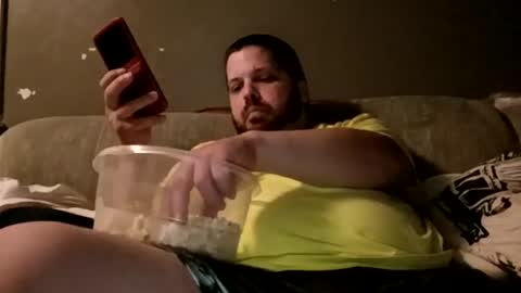 Handsomedaddy198923 online show from 06-17-26, 07:00