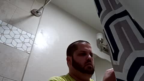 Handsomedaddy198923 online show from 06-25-26, 07:24