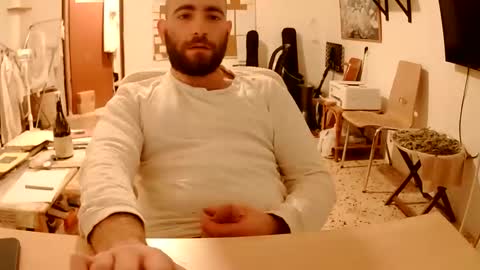 Snapshot of handyboy991 chatting on 10-18-25, 11:33 handyboy991 online show from 10-18-25, 11:33